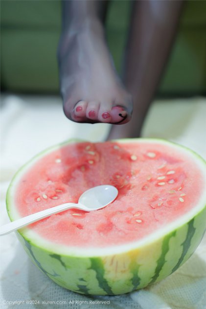 国产又湿又黄又硬又刺激海报