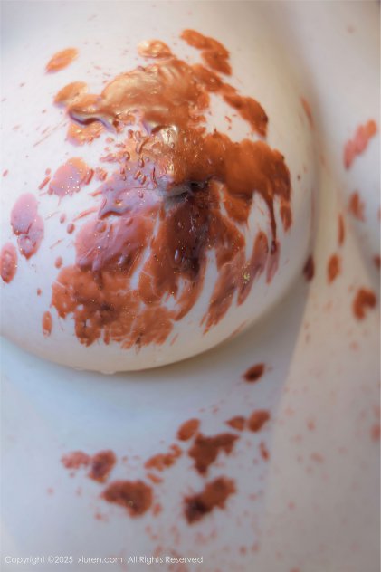 疯狂变态各种异物虐女下身海报