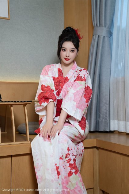 欧美日韩国产二区在线观看海报